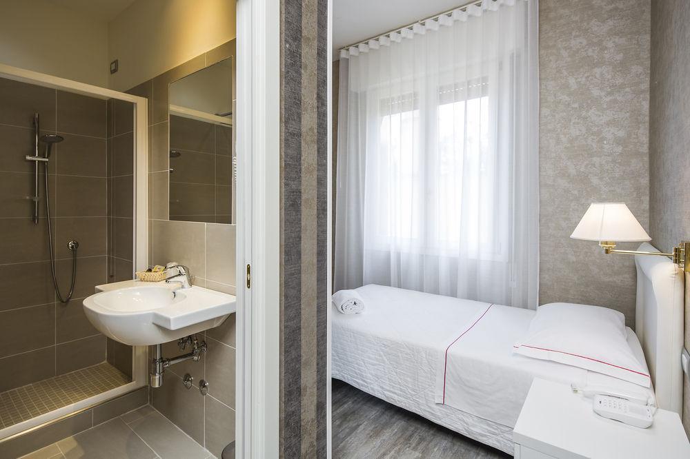 Nuovo Hotel Del Porto Bolonia Zewnętrze zdjęcie