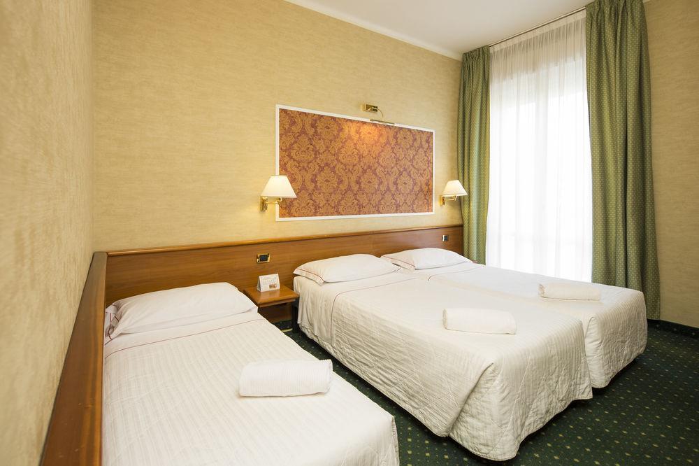 Nuovo Hotel Del Porto Bolonia Zewnętrze zdjęcie