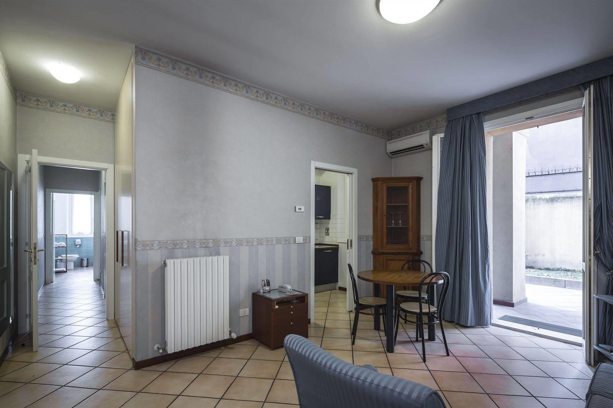 Nuovo Hotel Del Porto Bolonia Zewnętrze zdjęcie