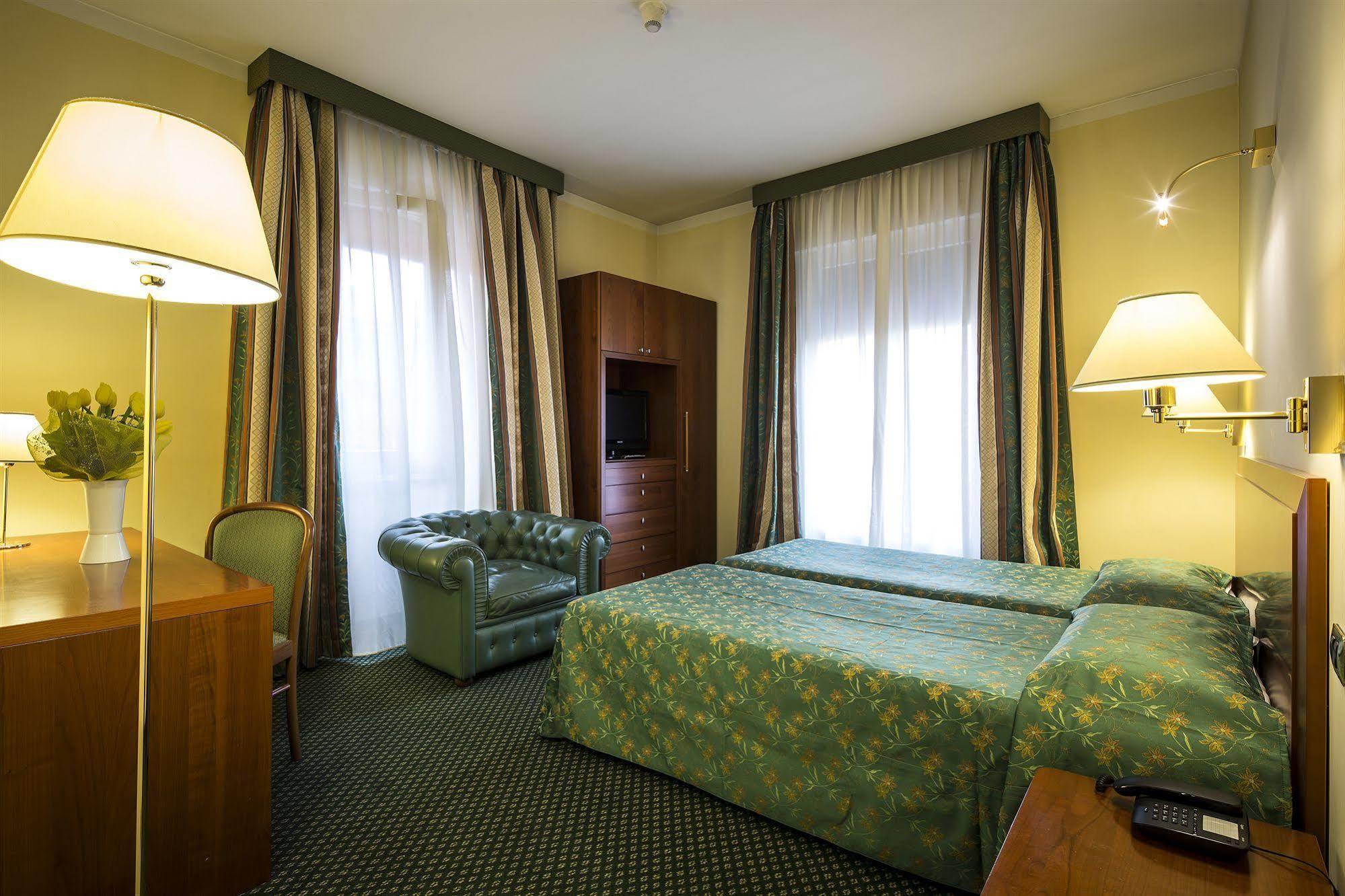 Nuovo Hotel Del Porto Bolonia Zewnętrze zdjęcie